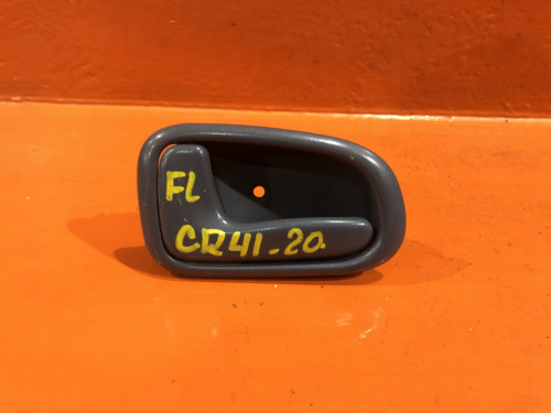 Ручка двери передней левой салонная TOYOTA LITE ACE NOAH *R4*/*R5* 69206-12130-B0