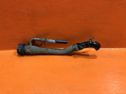 Горловина топливного бака TOYOTA LITE ACE NOAH *R4*/*R5* 77201-28180