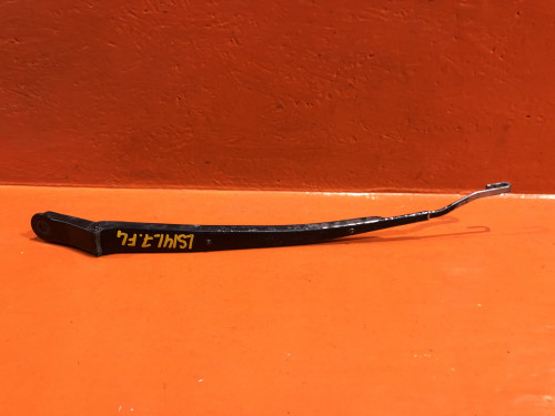 Поводок стеклоочистителя левый TOYOTA CROWN *S14* 85221-30200