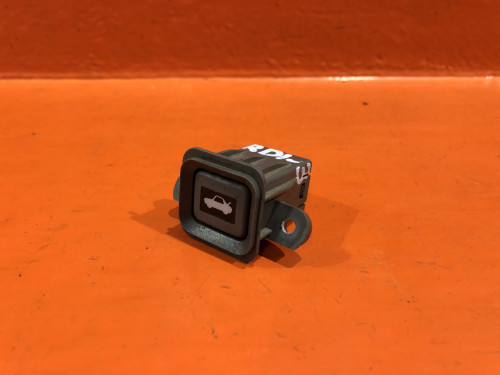 Кнопка открывания багажника HONDA CR-V RD1/2 35800-SP0-A01ZG