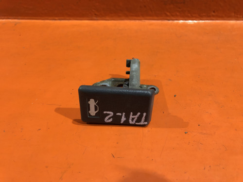 Ручка открывания капота HONDA AVANCIER 74135-S84-E01ZB