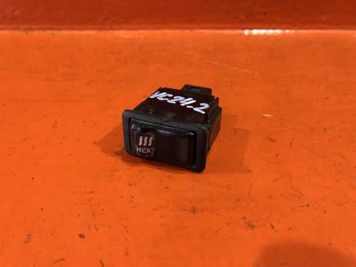 Кнопка NISSAN SERENA *C24 27666-4N000