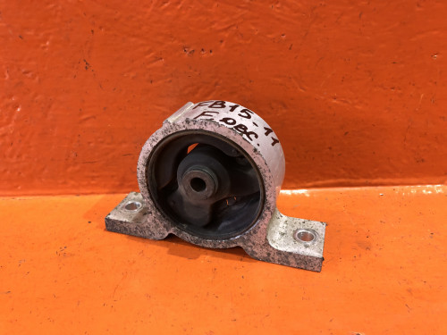 Подушка двигателя передняя NISSAN AD Y11 11270-4M400