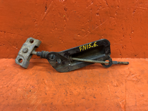 Трос ручника центральный NISSAN AD Y10 3640250J10