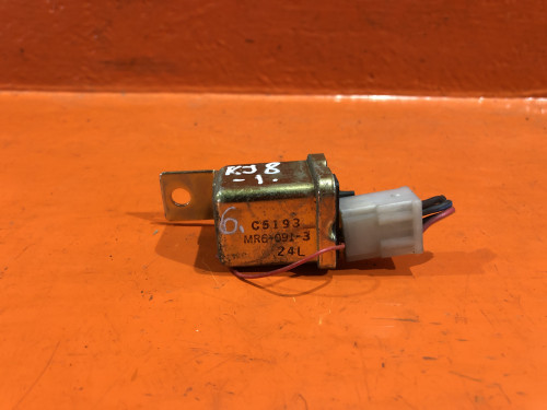 Реле SUBARU DOMINGO KJ5/8 MR6-091-3