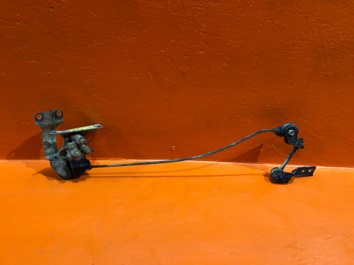 Распределитель тормозной TOYOTA LANDCRUISER *J8* 47190-60040