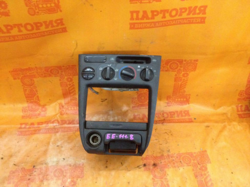 Часы салонные TOYOTA COROLLA *E11* 84010-12010-B0