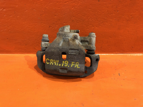 Суппорт тормозной передний правый TOYOTA LITE ACE NOAH *R4*/*R5* 47730-28210