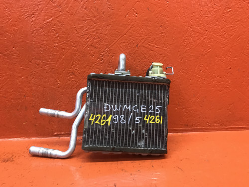 Радиатор печки NISSAN CARAVAN *E25