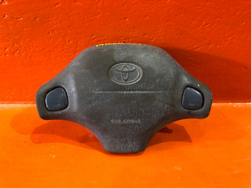 Подушка безопасности водительская TOYOTA DUET 45104-97404-03