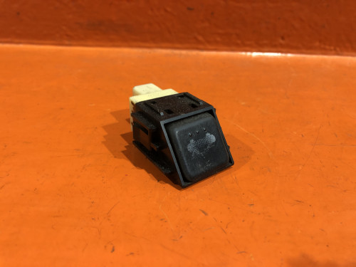 Кнопка открывания багажника MAZDA ATENZA GG3P|GGEP|GG3S|GGES|GY3W|GYEW GK2A-66-4K0