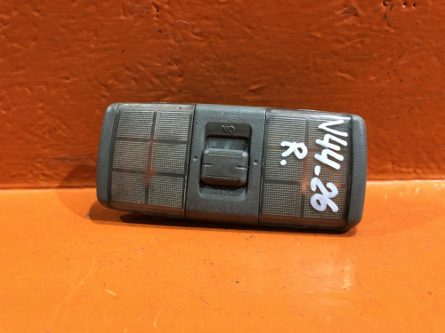 Плафон салонный MITSUBISHI PAJERO V1*/V2*/V3*/V4*