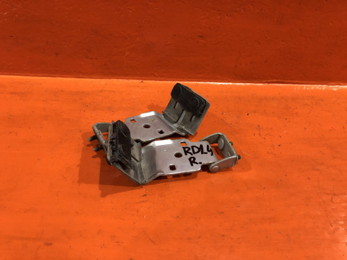 Петля багажника HONDA CR-V RD1/2 68210-S10-000ZZ