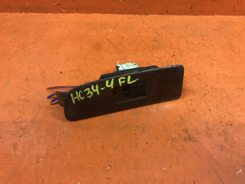 Кнопка стеклоподъемника передняя левая NISSAN LAUREL *C34