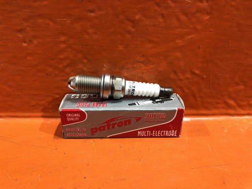 Свеча зажигания AUDI A4 2001-2004 SPP3015