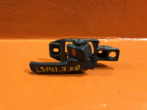 Ручка двери передней правой салонная TOYOTA CROWN *S14* 69205-30060-B0