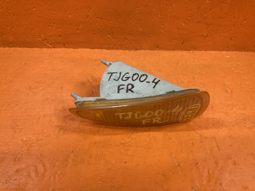 Габарит правый TOYOTA CAVALIER