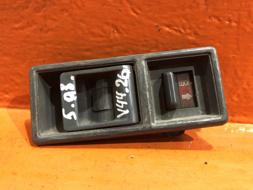 Ручка пятой двери / Ручка задней двери MITSUBISHI PAJERO V1*/V2*/V3*/V4*