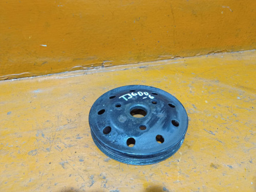 Шкив коленвала TOYOTA CAVALIER 10112371