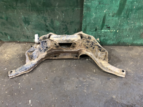 Балка задняя NISSAN LIBERTY *M12 55401-WF500