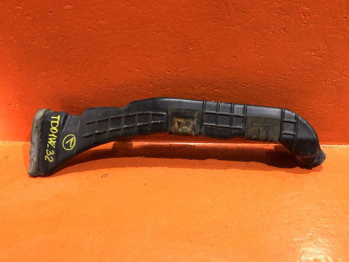 Воздухозаборник SUZUKI ESCUDO TA01/11/31/51/TD01/11/31/51/61 1382056B40