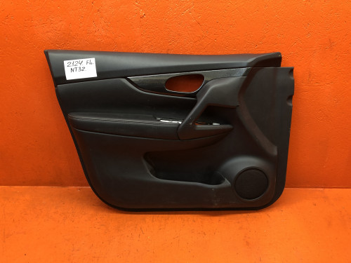 Обшивка двери передней левой NISSAN X-TRAIL (T32) 2013-2021