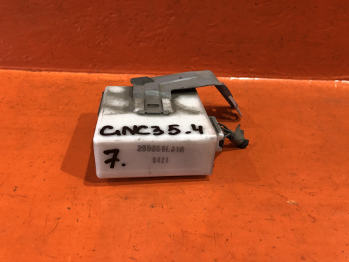 Блок электронный NISSAN LAUREL *C35 285955L310