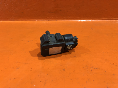 Клапан вакуумный TOYOTA CORSA/TERCEL/COROLLA II *L5* 88691-16060