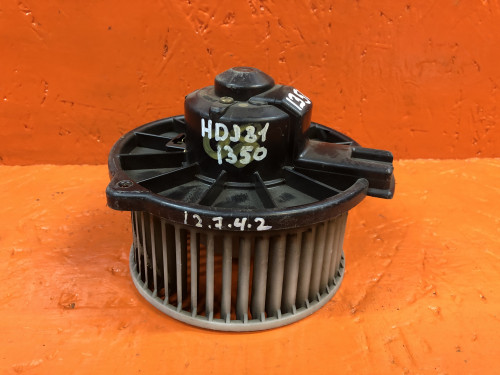 Моторчик печки TOYOTA LANDCRUISER *J8*