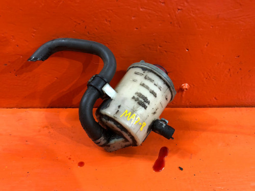 Бачок гидроусилителя руля HONDA DOMANI MA* 53701-SR3-951