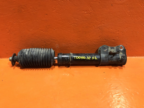 Стойка передняя левая SUZUKI ESCUDO TA01/11/31/51/TD01/11/31/51/61 4160256B10