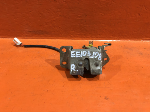 Замок пятой двери TOYOTA COROLLA *E10* 69350-13182