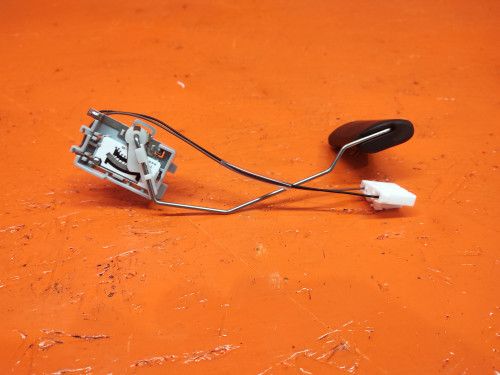 Датчик уровня топлива HYUNDAI GRAND STAREX 2007- NDF1444