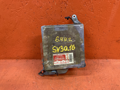 Компьютер двигателя TOYOTA CAMRY SV30 8966132760